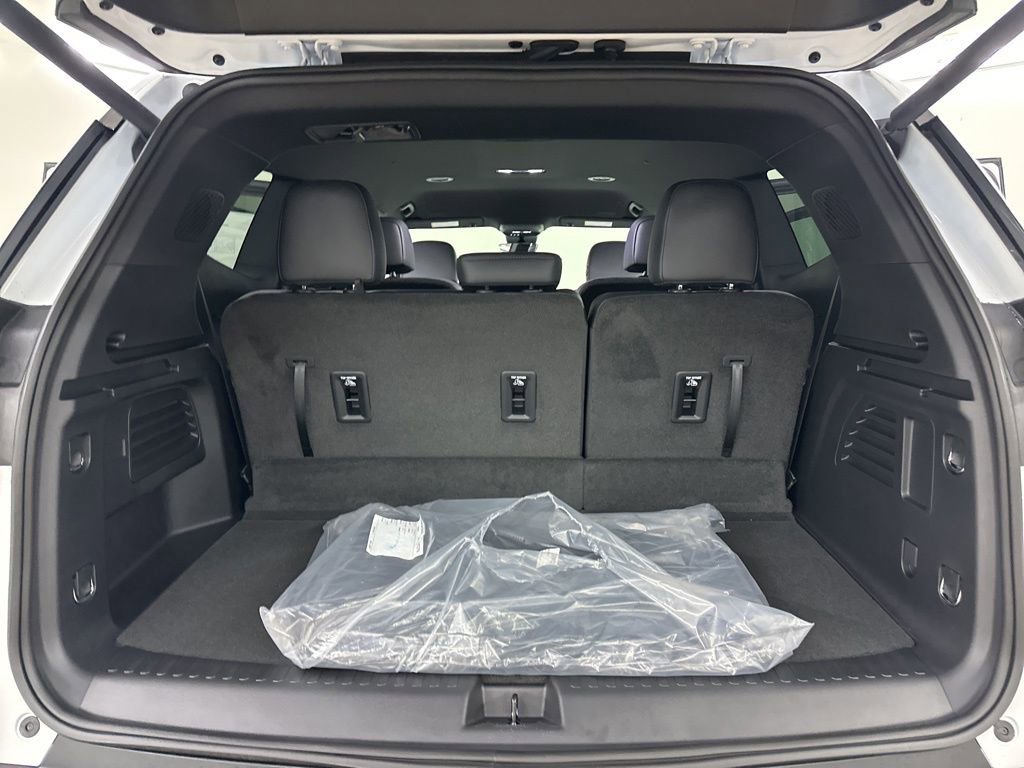 New 2026 GMC Acadia Elevation w/ Elevation Premium Package image 24