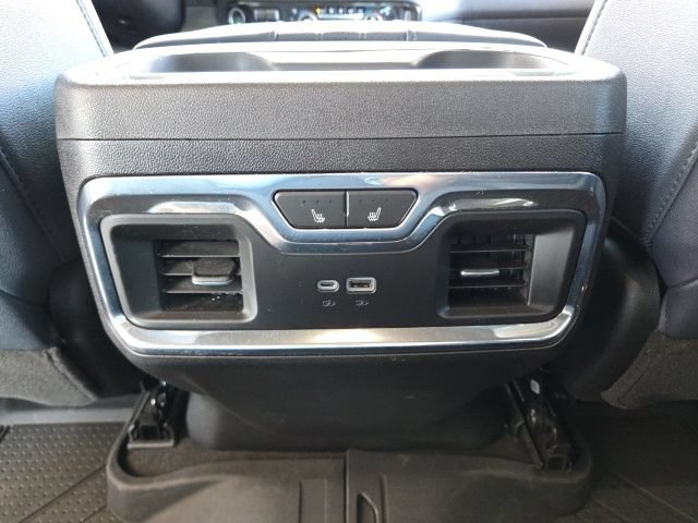 Used 2024 Chevrolet Silverado 1500 High Country AWD/4WD image 15
