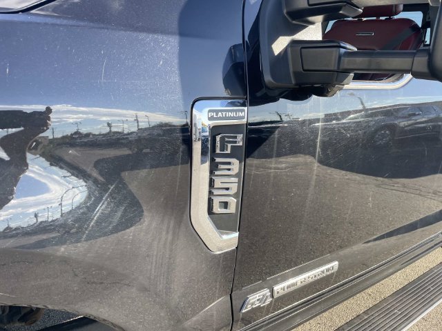 Used 2022 Ford F350 Platinum AWD/4WD image 12