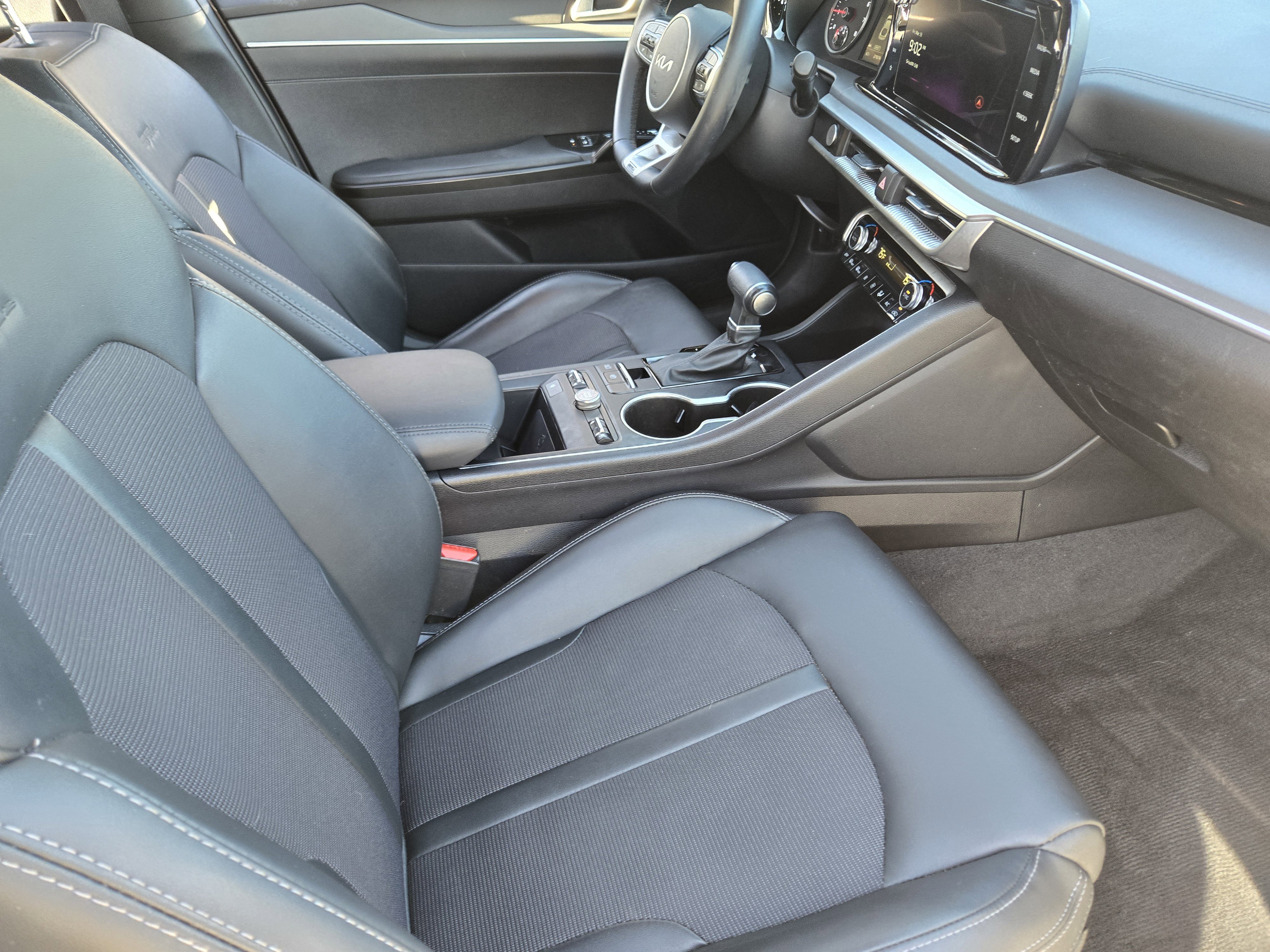 Used 2024 Kia K5 GT-Line w/ GT-Line Premium Package image 15