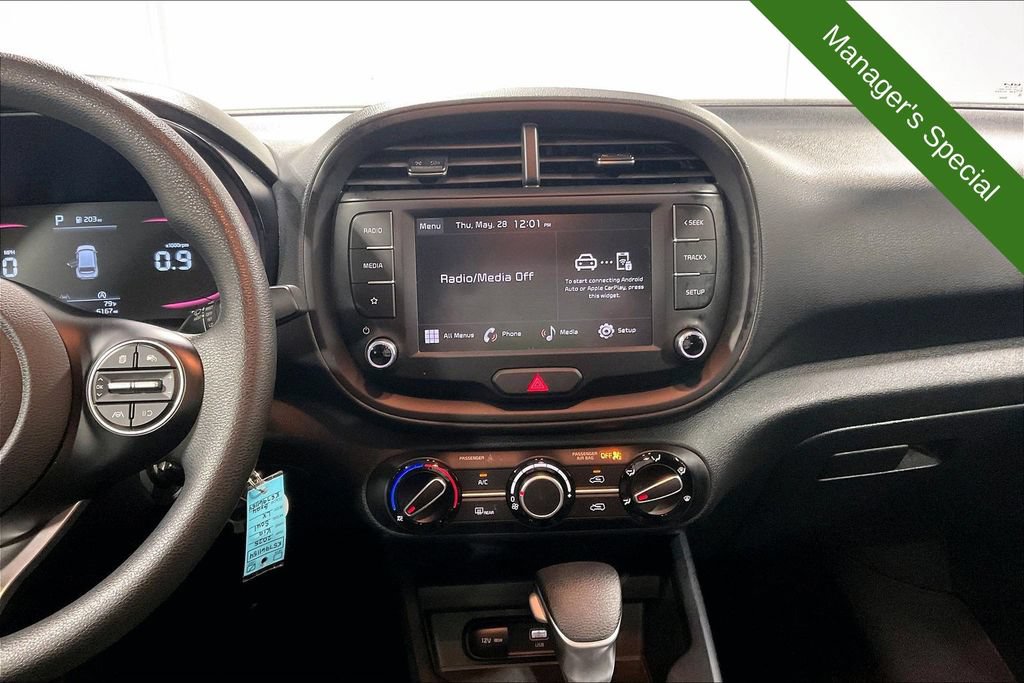 Used 2025 Kia Soul LX w/ LX Technology Package FWD image 7