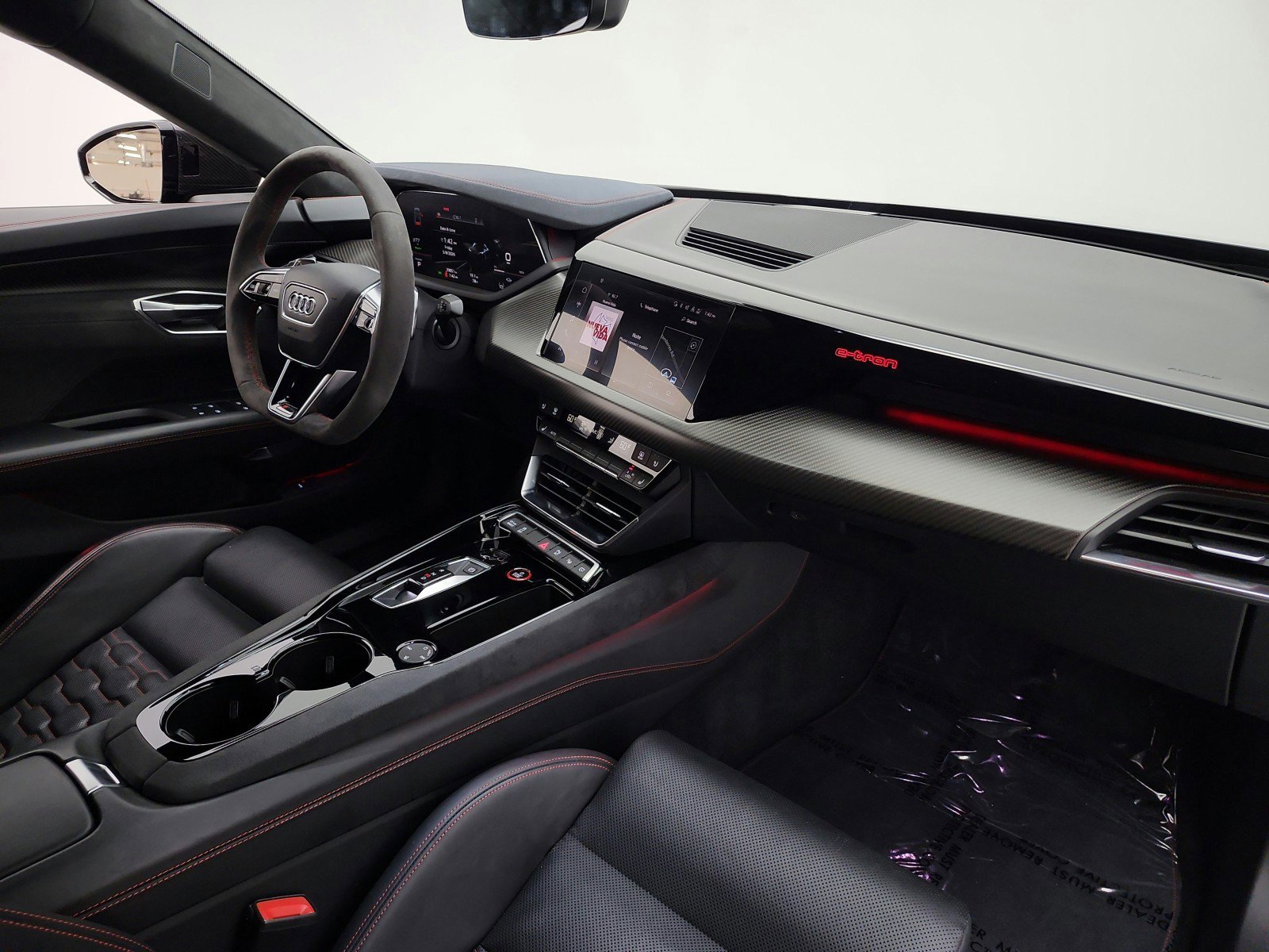 Used 2022 Audi RS e-tron GT w/ Year 1 Package AWD/4WD image 18