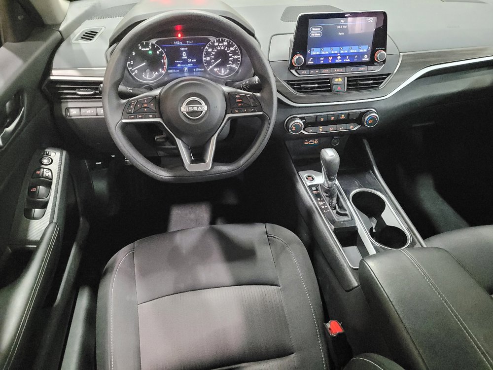 Used 2024 Nissan Altima 2.5 SV image 22
