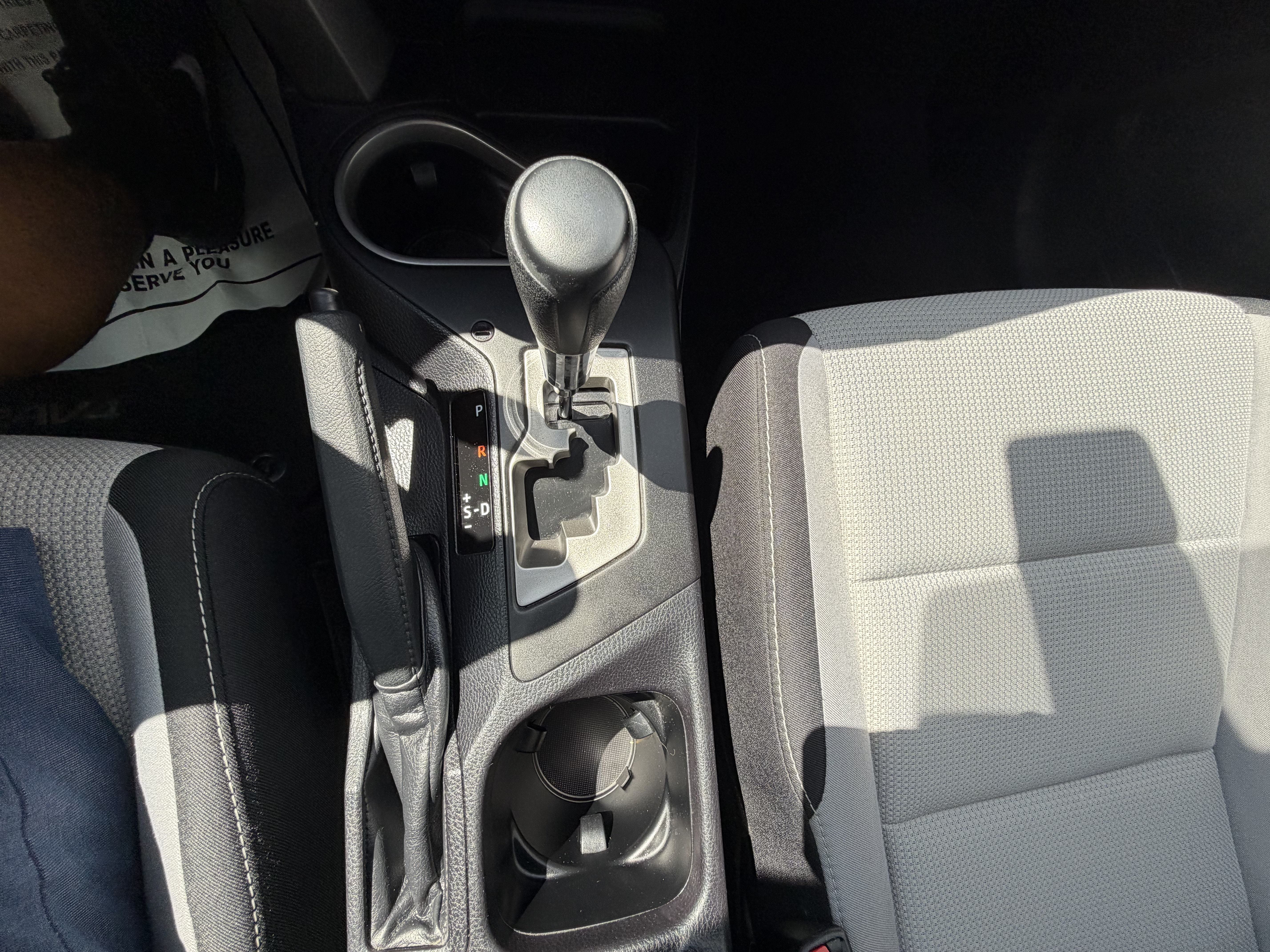 Used 2018 Toyota RAV4 XLE FWD image 23