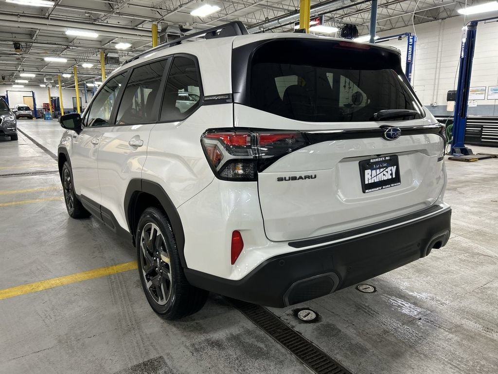 Certified 2025 Subaru Forester Limited AWD/4WD image 6
