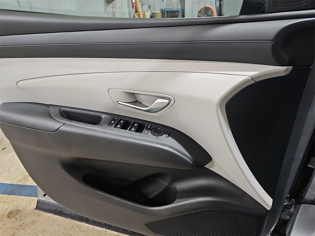 New 2026 Hyundai Tucson SE image 25