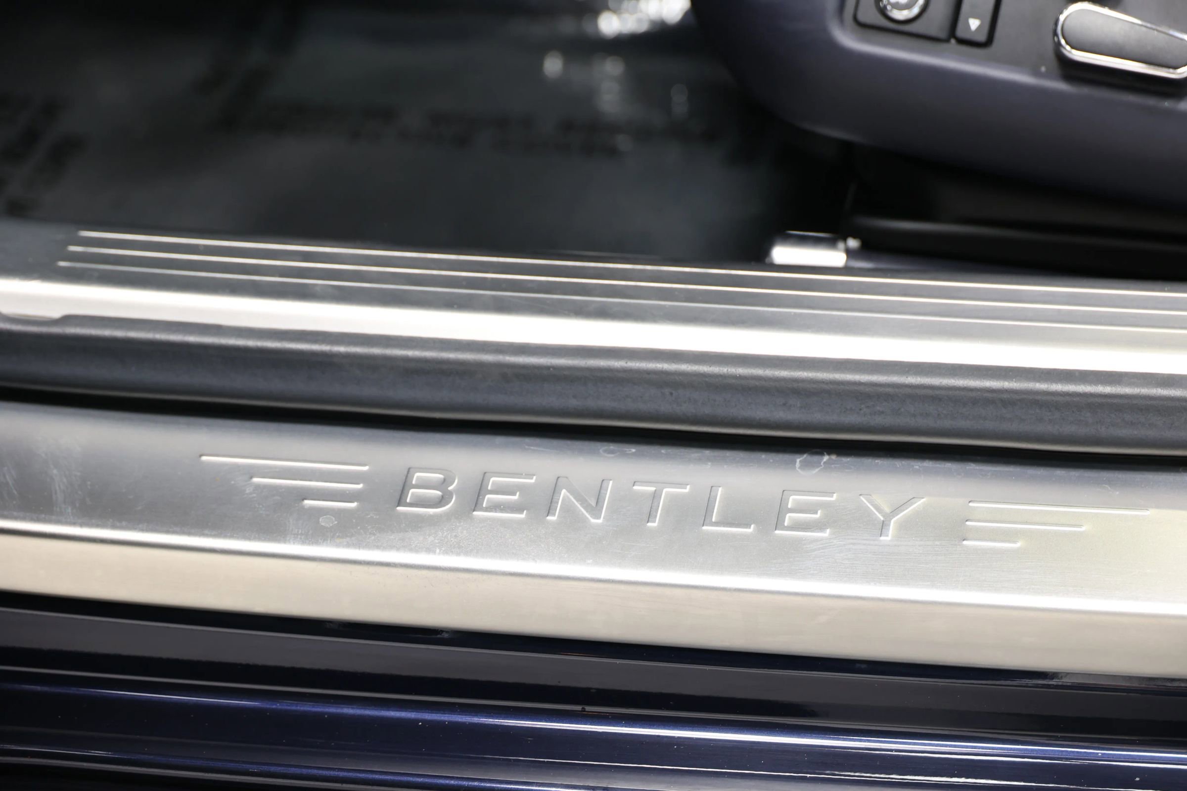 Used 2016 Bentley Flying Spur V8 AWD/4WD image 17