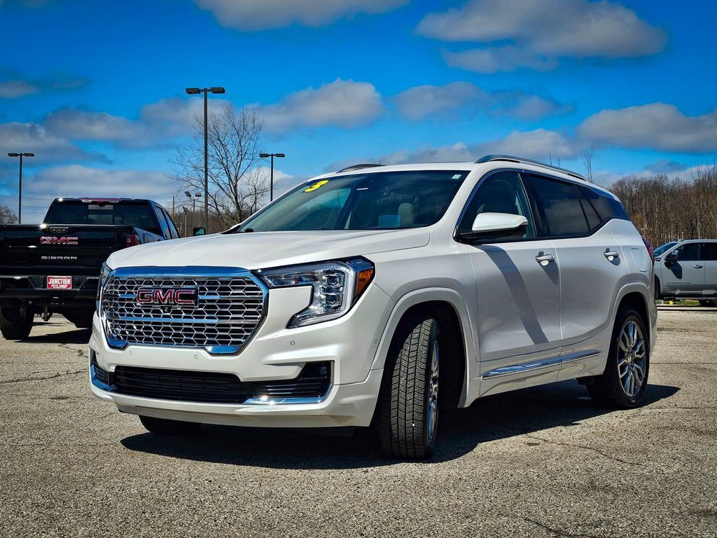 Certified 2023 GMC Terrain Denali w/ Denali Premium Package image 7
