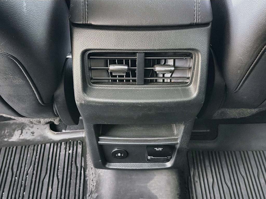 Used 2024 Ford Edge SEL w/ Convenience Package AWD/4WD image 37