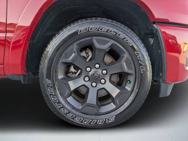 Used 2025 RAM 1500 Big Horn AWD/4WD image 10
