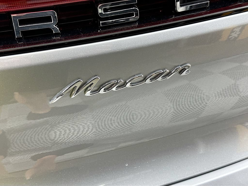 New 2026 Porsche Macan AWD/4WD image 34