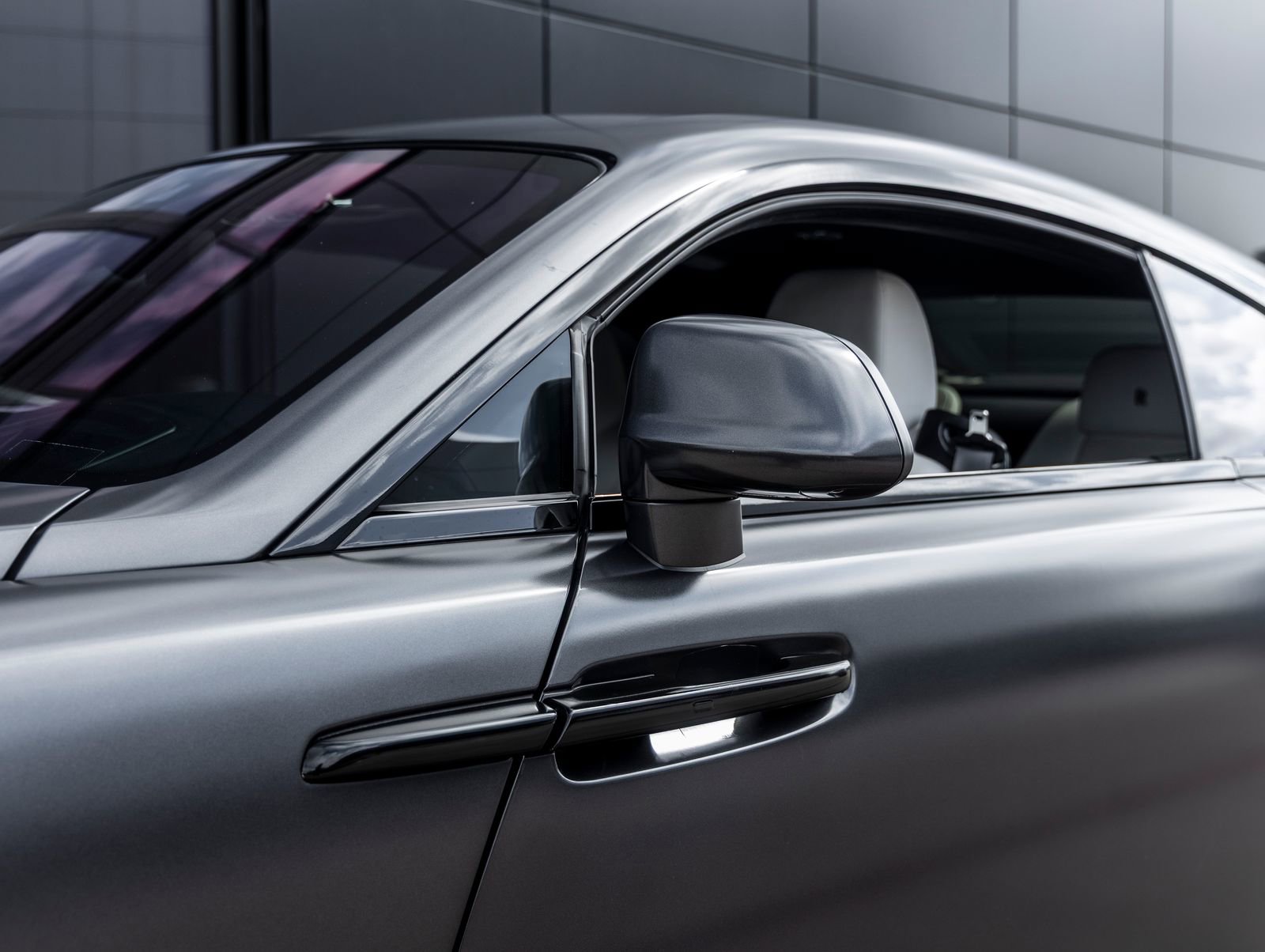 Used 2018 Rolls-Royce Wraith image 17