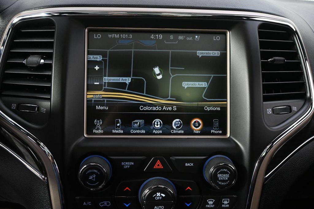 Used 2017 Jeep Grand Cherokee Overland AWD/4WD image 29
