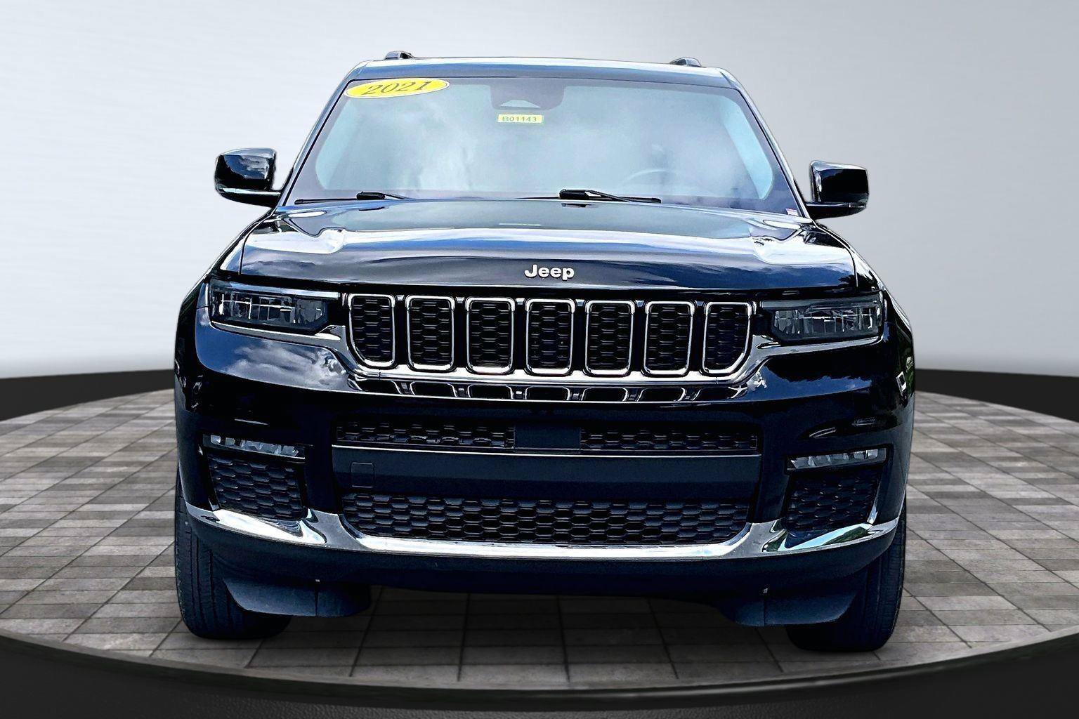 Used 2021 Jeep Grand Cherokee L Limited AWD/4WD image 2