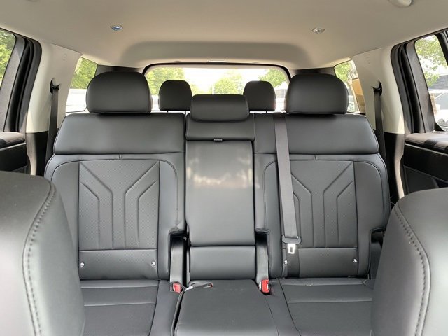 Used 2024 Hyundai Santa Fe Limited image 31