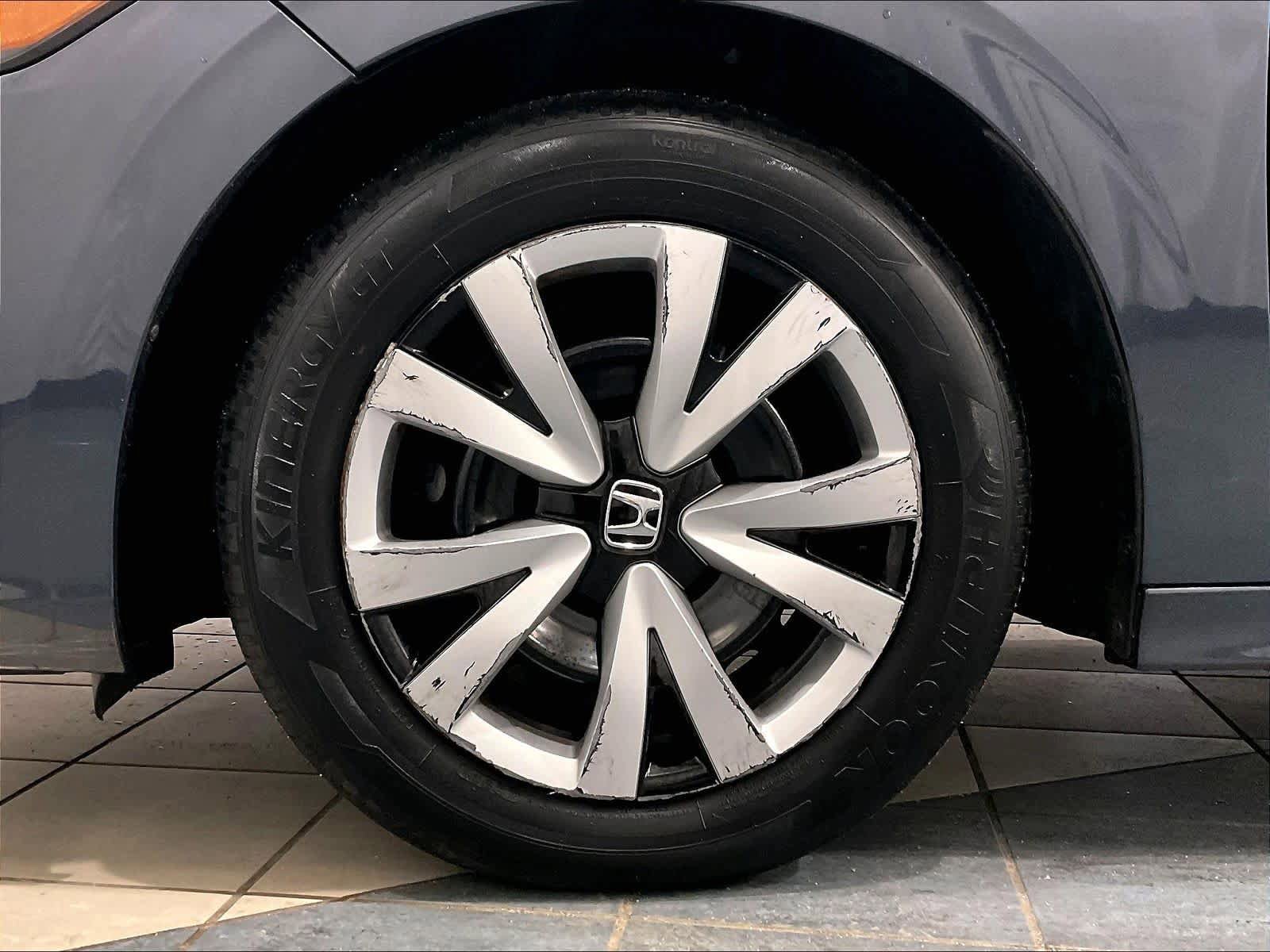 Used 2023 Honda Civic LX image 7