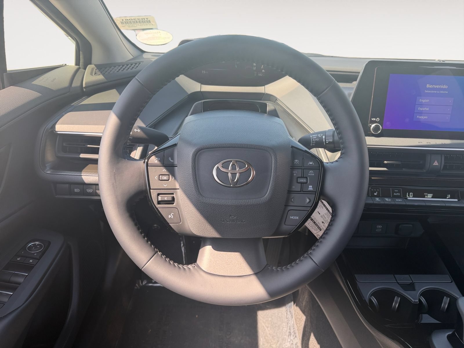 Used 2026 Toyota Prius Plug-In Hybrid FWD image 12