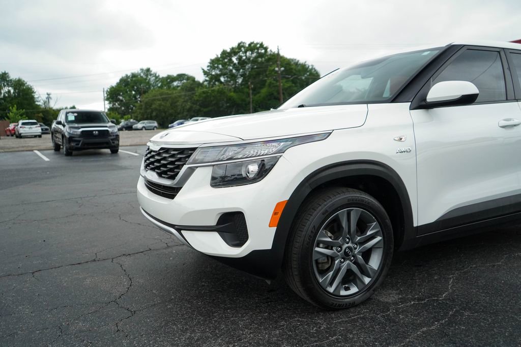 Used 2021 Kia Seltos LX AWD/4WD image 15