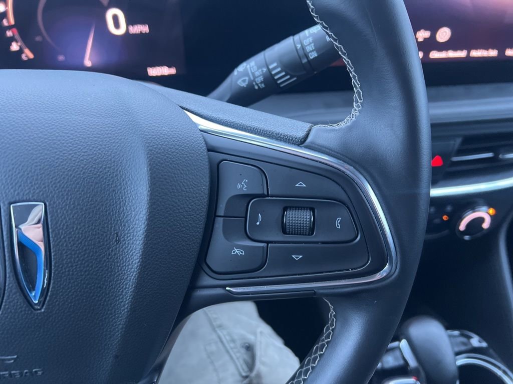 Used 2025 Buick Encore GX Preferred image 16