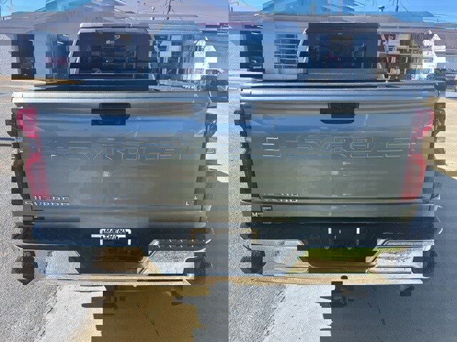 Used 2024 Chevrolet Silverado 2500 LT image 9