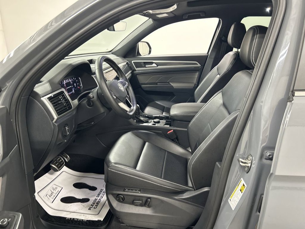 Certified 2023 Volkswagen Atlas Cross Sport SEL AWD/4WD image 9