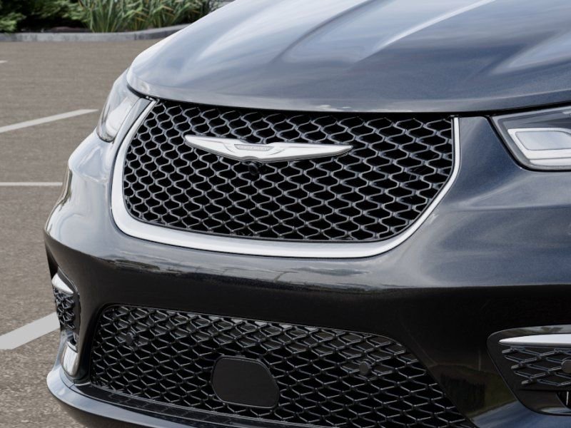 New 2026 Chrysler Pacifica Pinnacle w/ Trailer Tow Group image 11