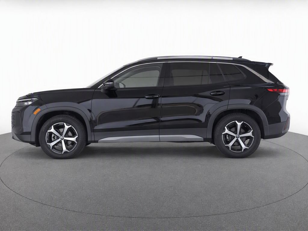 Used 2026 Volkswagen Tiguan SE AWD/4WD image 6