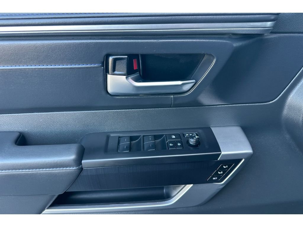 Used 2025 Toyota Tundra Platinum image 11