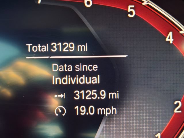 Used 2022 BMW X6 xDrive40i w/ M Sport Package AWD/4WD image 16