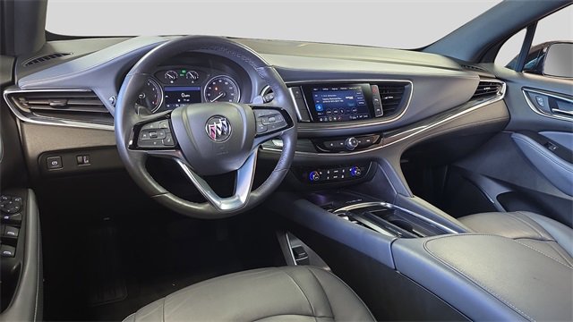 Used 2023 Buick Enclave Essence w/ LPO, Touring Package image 17