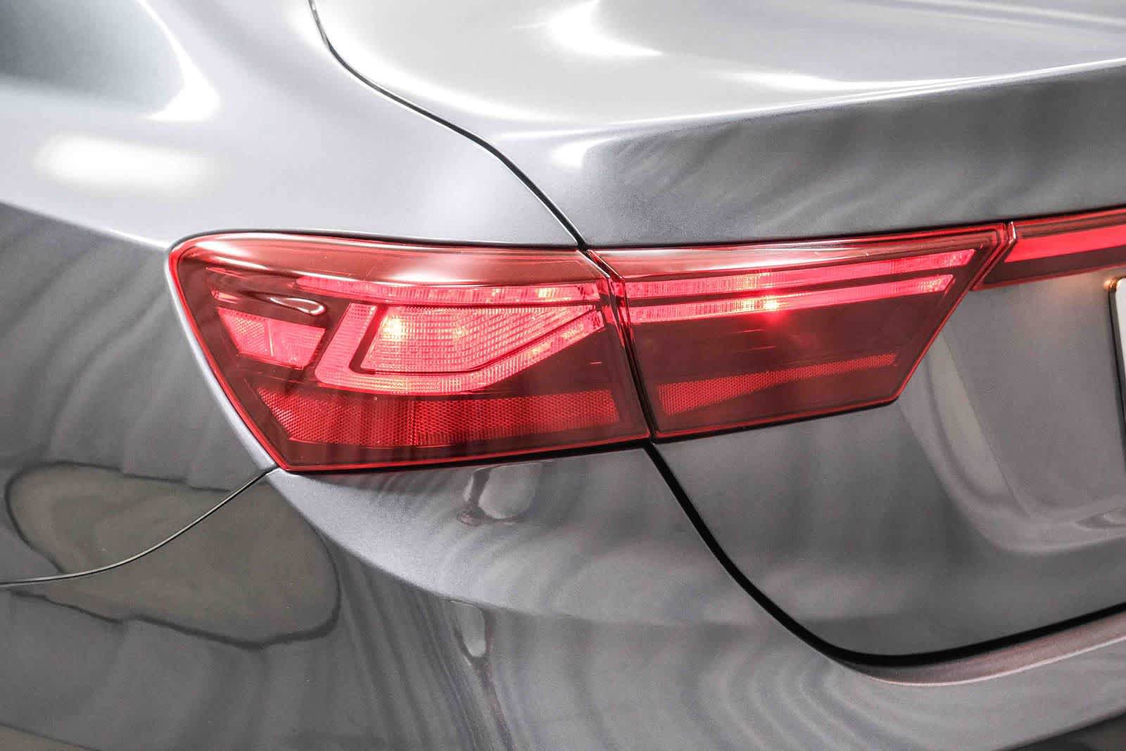 Used 2020 Kia Forte LXS FWD image 7