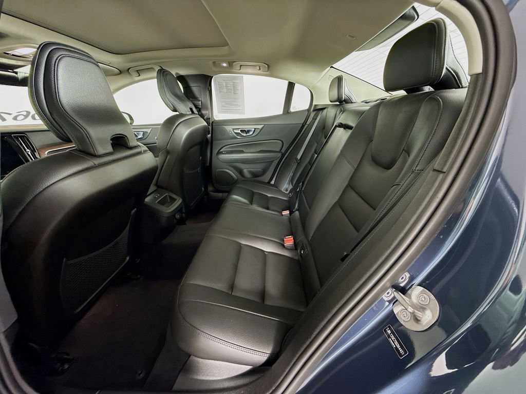 Used 2025 Volvo S60 B5 Plus AWD/4WD image 26