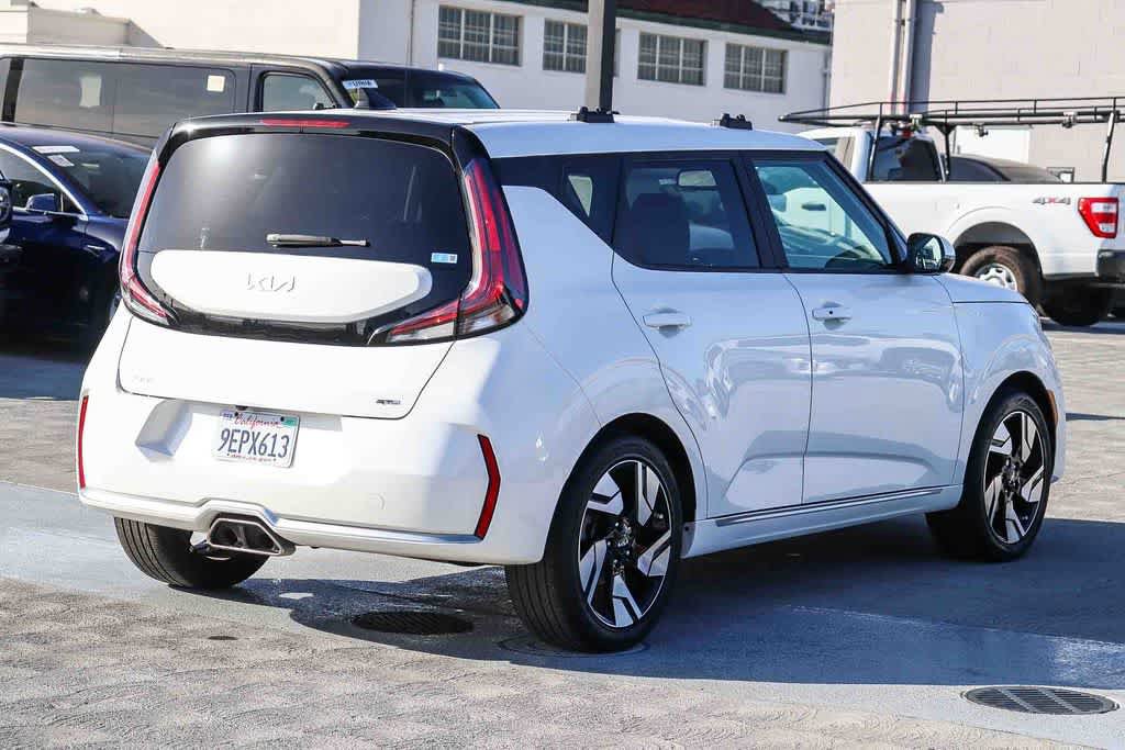 Used 2023 Kia Soul GT-Line FWD image 4