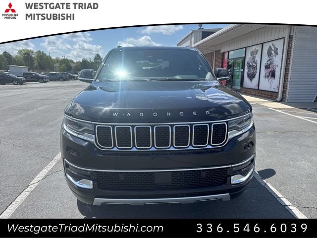 Used 2023 Jeep Wagoneer L Series II AWD/4WD image 2