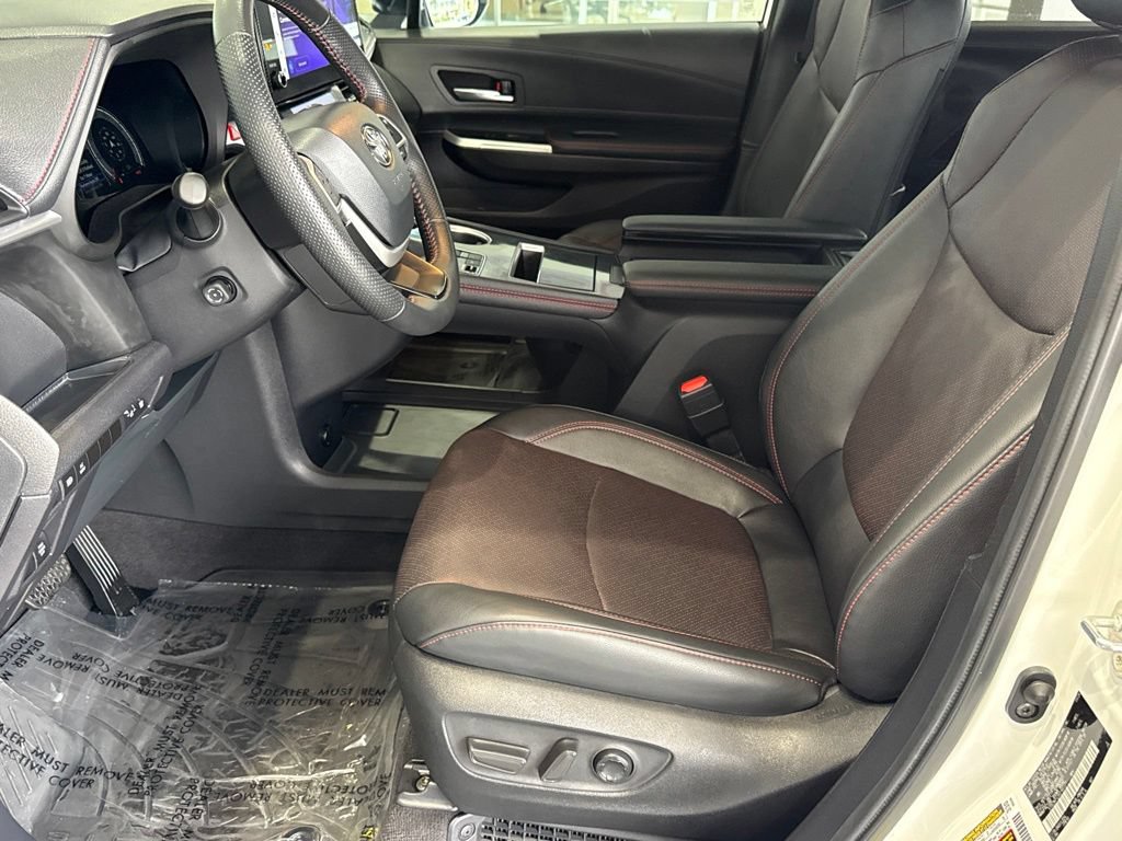 Certified 2025 Toyota Sienna XSE w/ XSE Premium Package AWD/4WD image 25