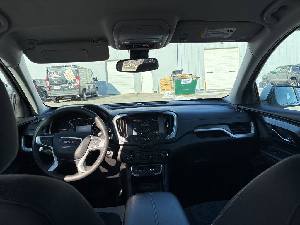 Used 2024 GMC Terrain SLE FWD image 26
