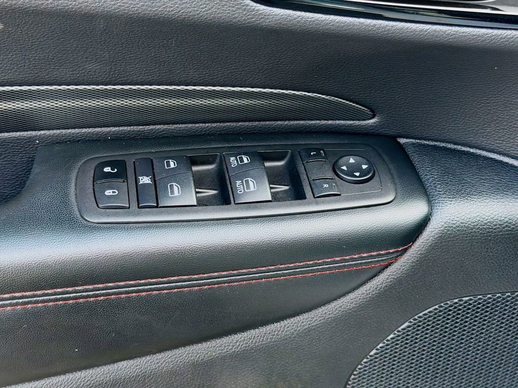 Used 2024 Dodge Durango GT image 24