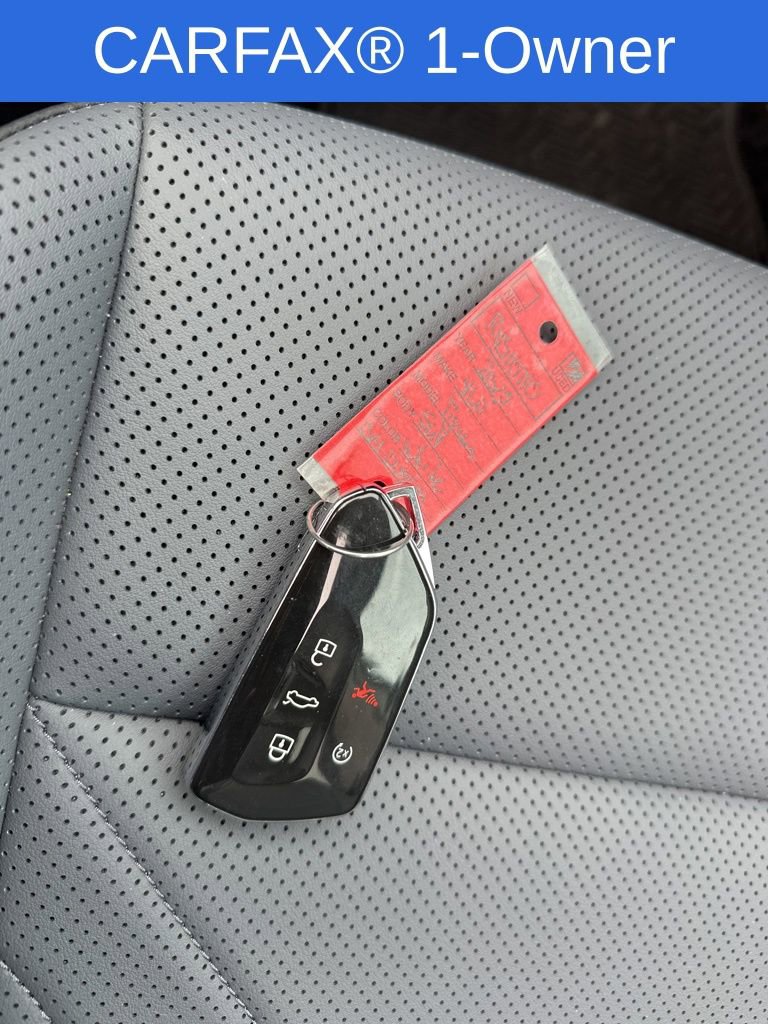 Used 2025 Volkswagen Tiguan SE w/ Panoramic Sunroof Package image 33