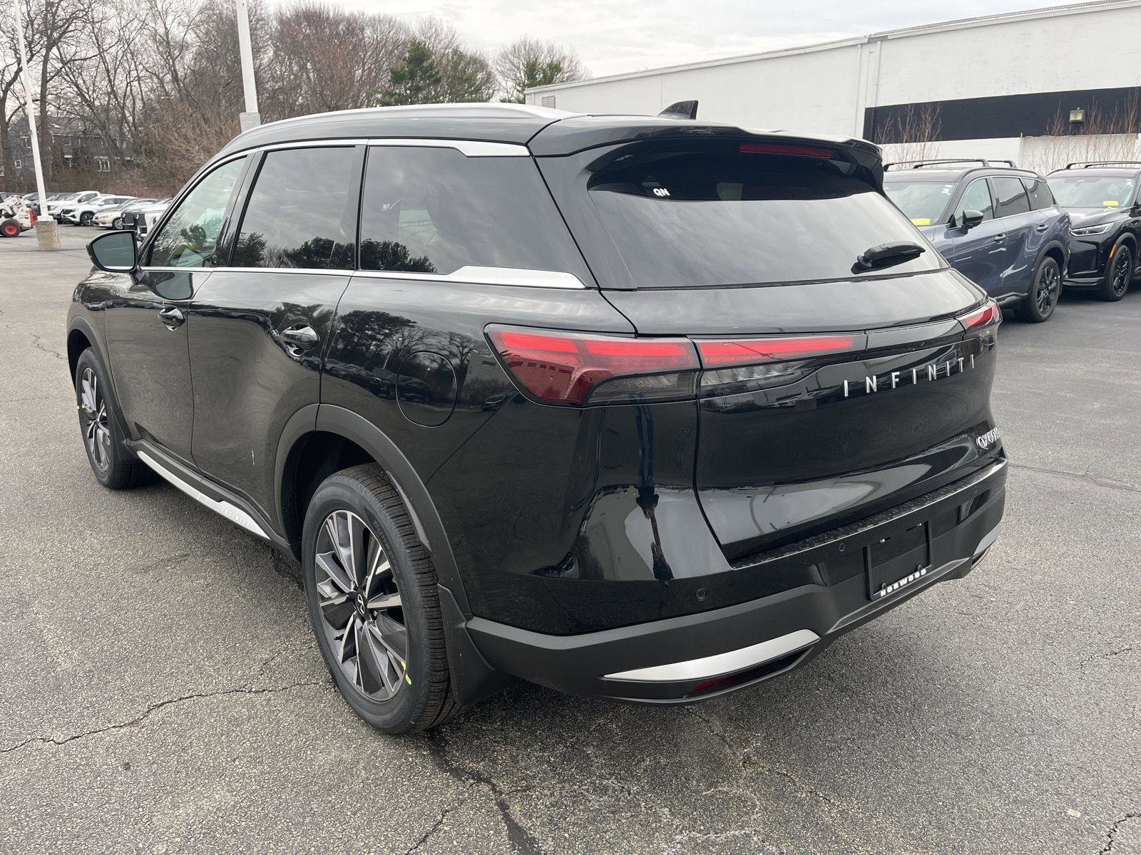 New 2026 INFINITI QX60 Luxe w/ Cargo Package image 5