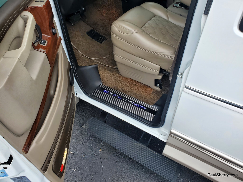 Used 2021 GMC Savana 2500 RWD image 39