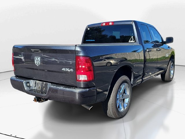 Used 2018 RAM 1500 Express w/ Express Value Package AWD/4WD image 3