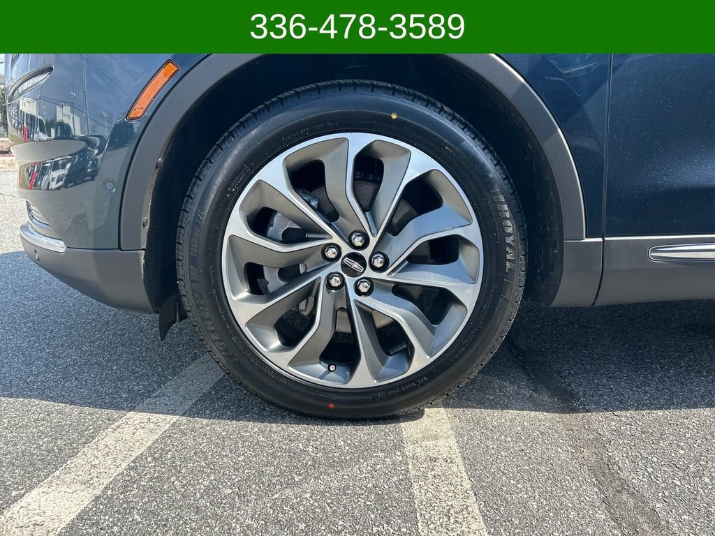 Certified 2023 Lincoln Nautilus Reserve w/ Equipment Group 201A image 27