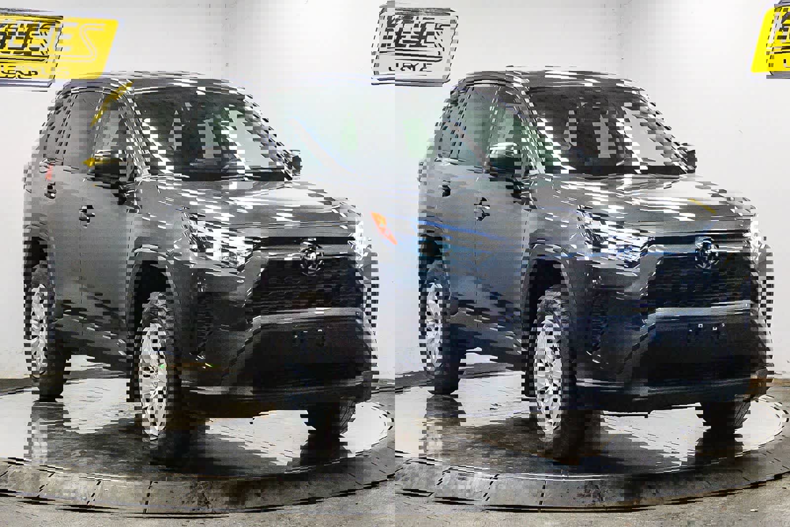 Used 2024 Toyota RAV4 LE image 5