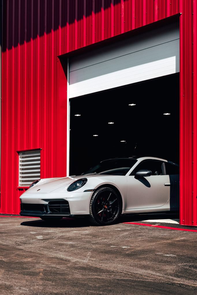 Used 2026 Porsche 911 Carrera T RWD image 60