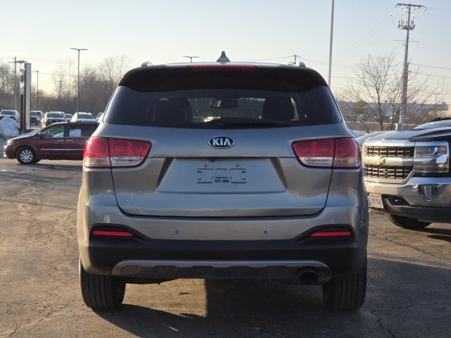 Used 2018 Kia Sorento EX image 11