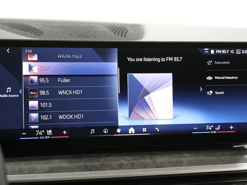 Certified 2024 BMW X7 xDrive40i w/ Executive Package image 11