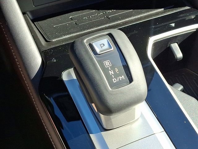 New 2025 Mitsubishi Outlander SE image 11