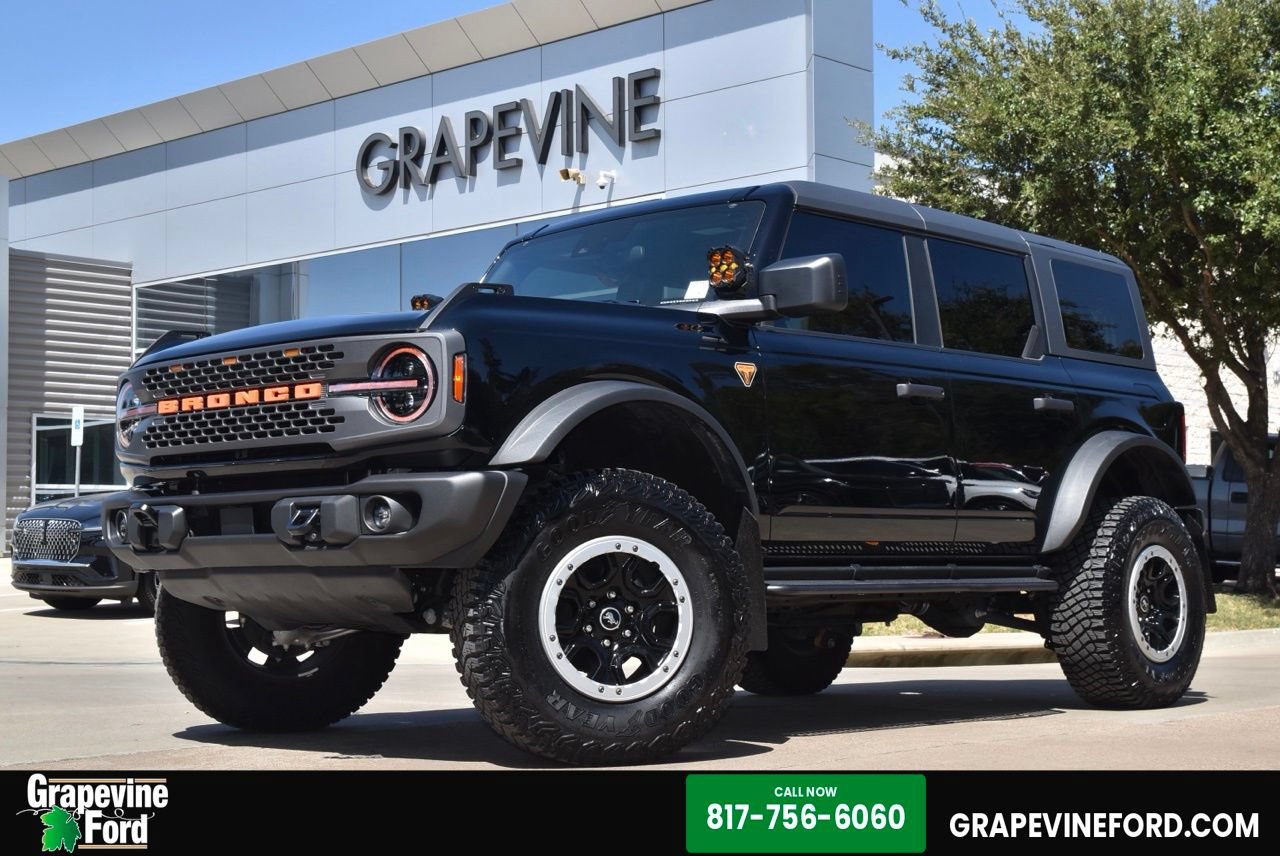Used 2023 Ford Bronco Badlands w/ Sasquatch Package