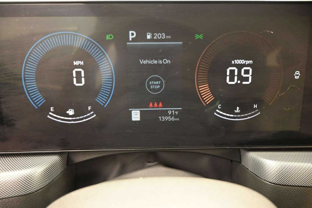 Used 2024 Hyundai Sonata SEL FWD image 2