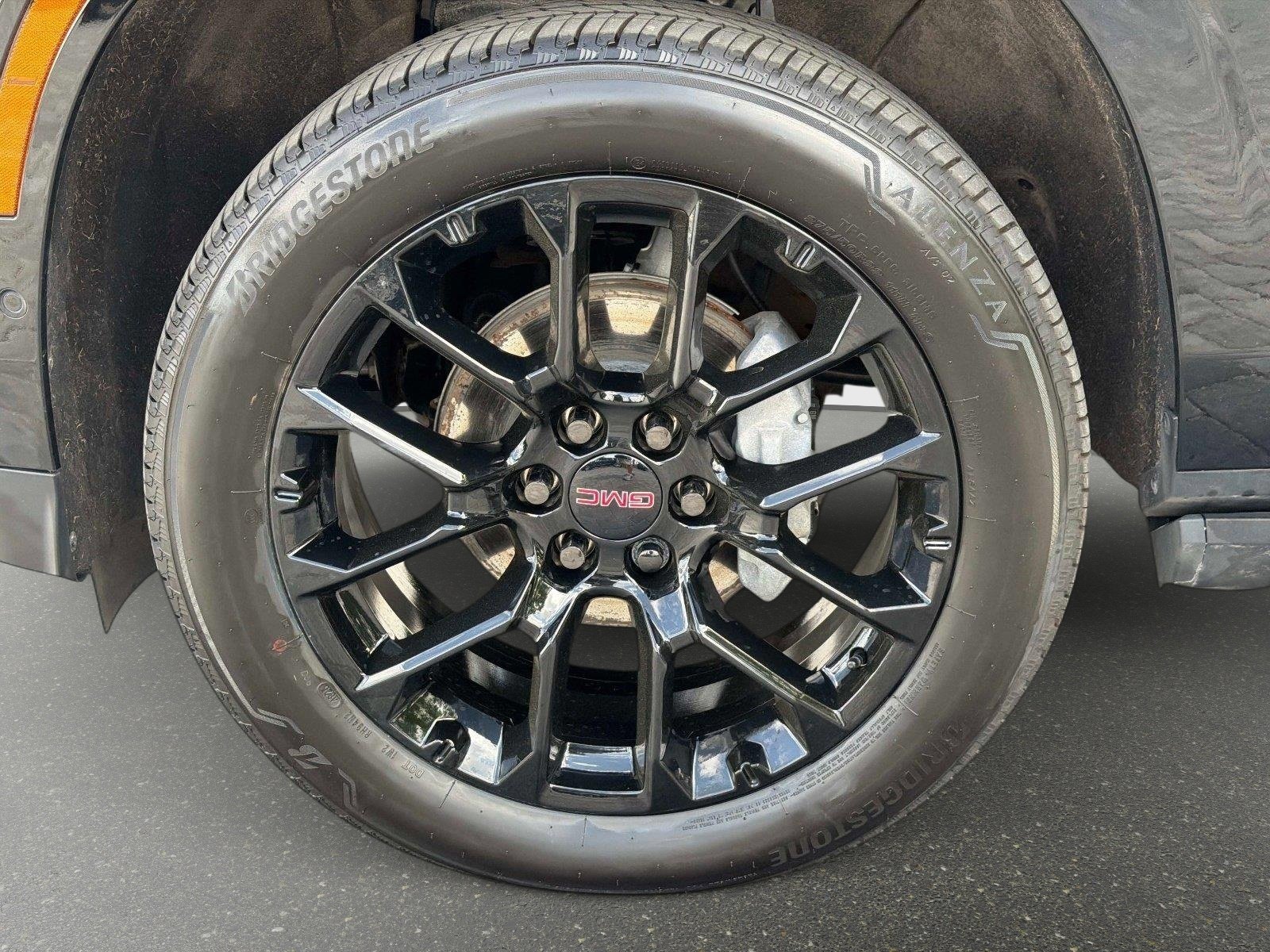 Used 2025 GMC Yukon Denali w/ Sun & Power Step Package AWD/4WD image 19